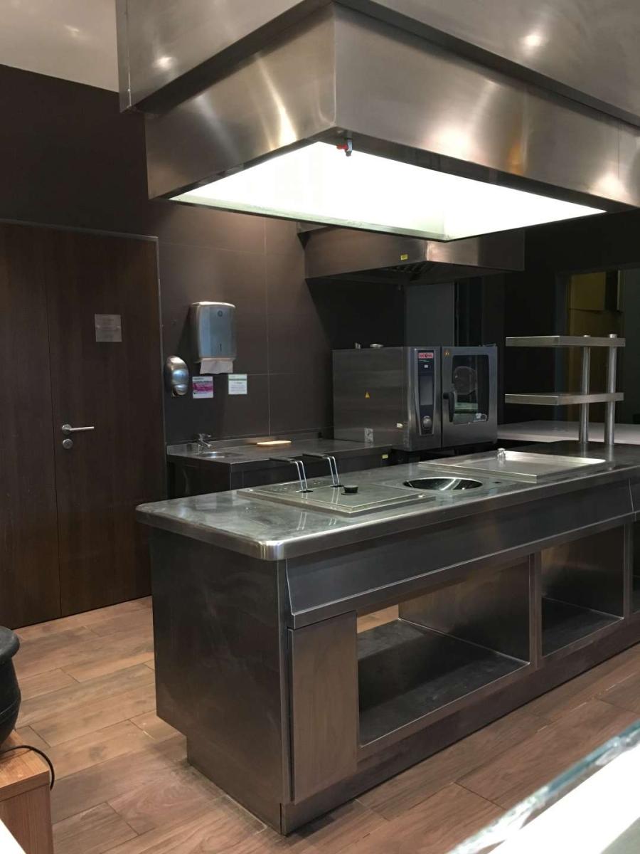 Elszívóernyő mennyezeti kivitel 175*115*90 – termékfotó felülnézet