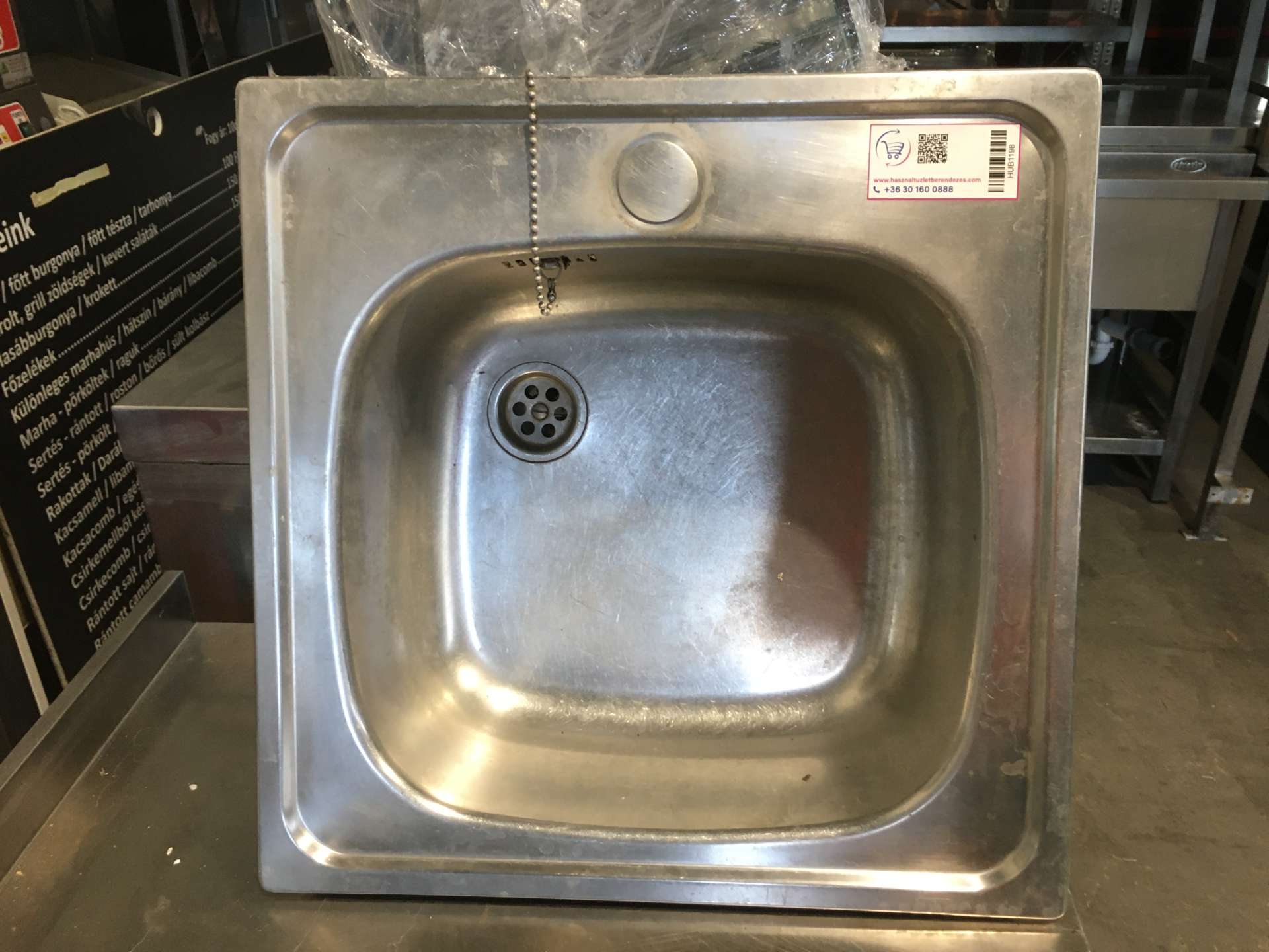 Rozsdamentes beépíthető kézmosó medence