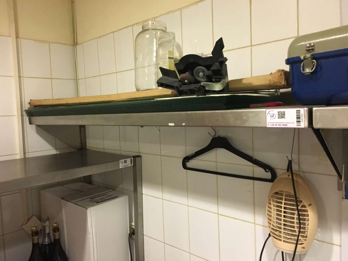 Fali polc fix konzolos 100/120/170/180*30-as – termékfotó bal oldalról