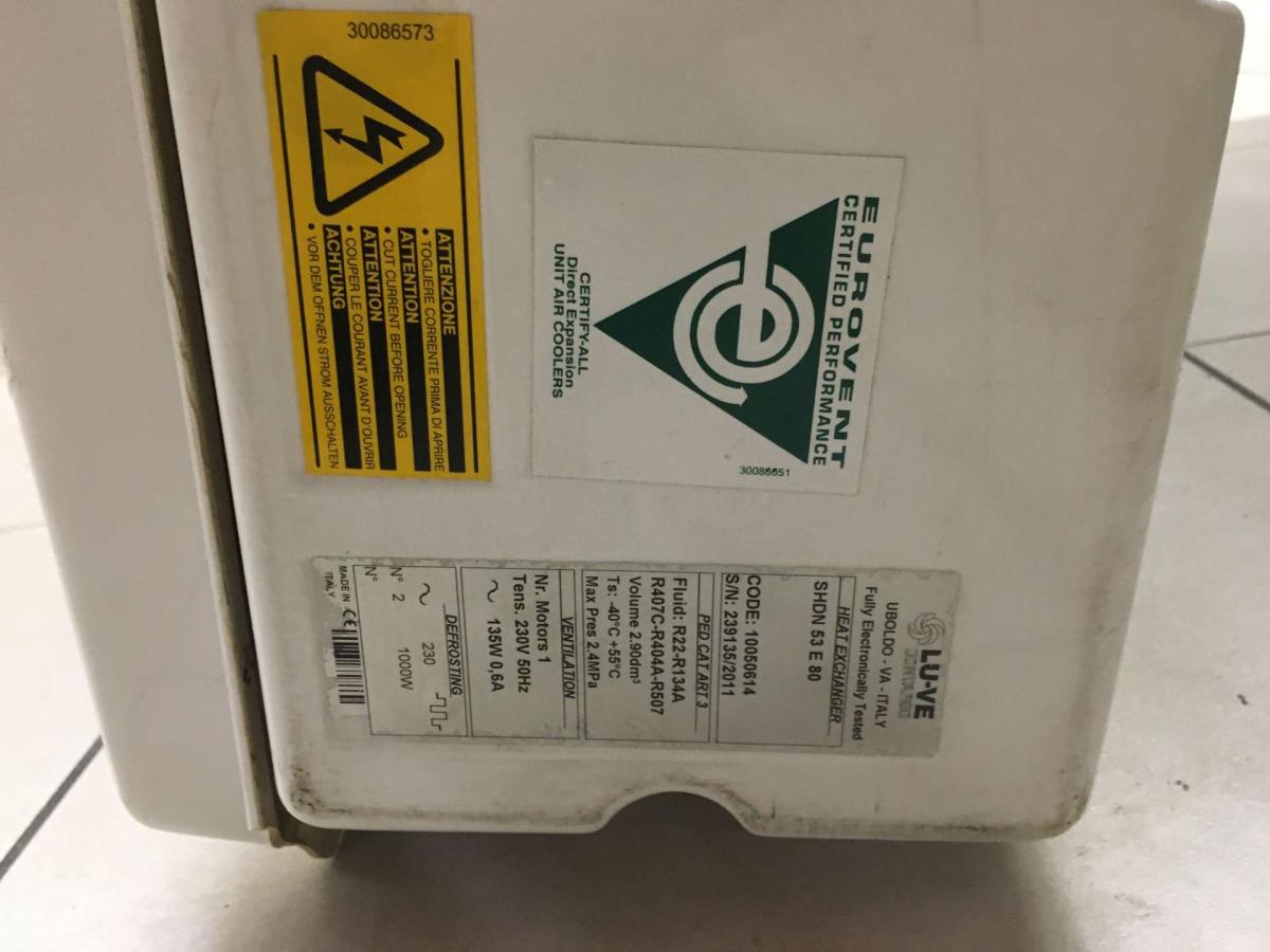 Mennyezeti elpárologtató LU-VE SHDN 53 E 80 – termékfotó felülnézet