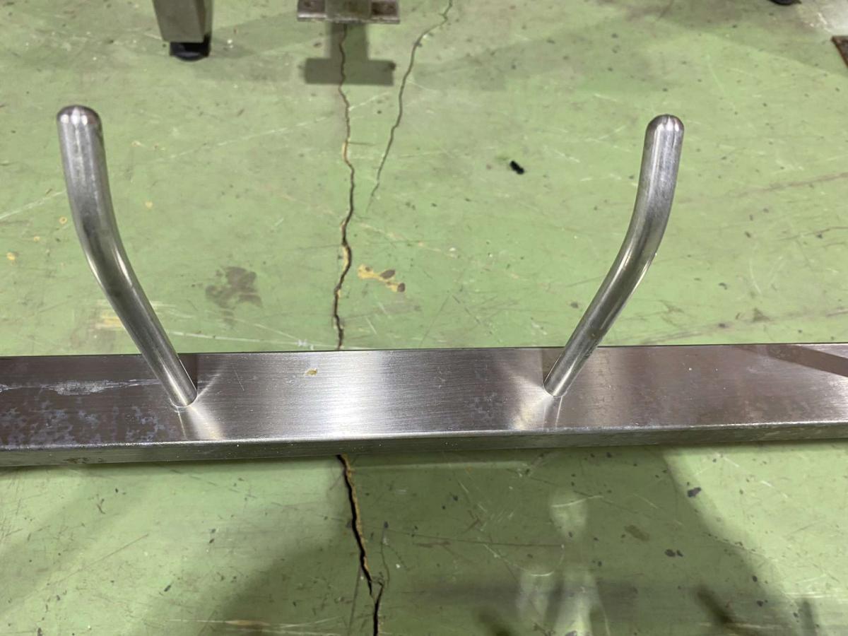 Rénvas, horogsor rozsdamentes, több méret – termékfotó bal oldalról