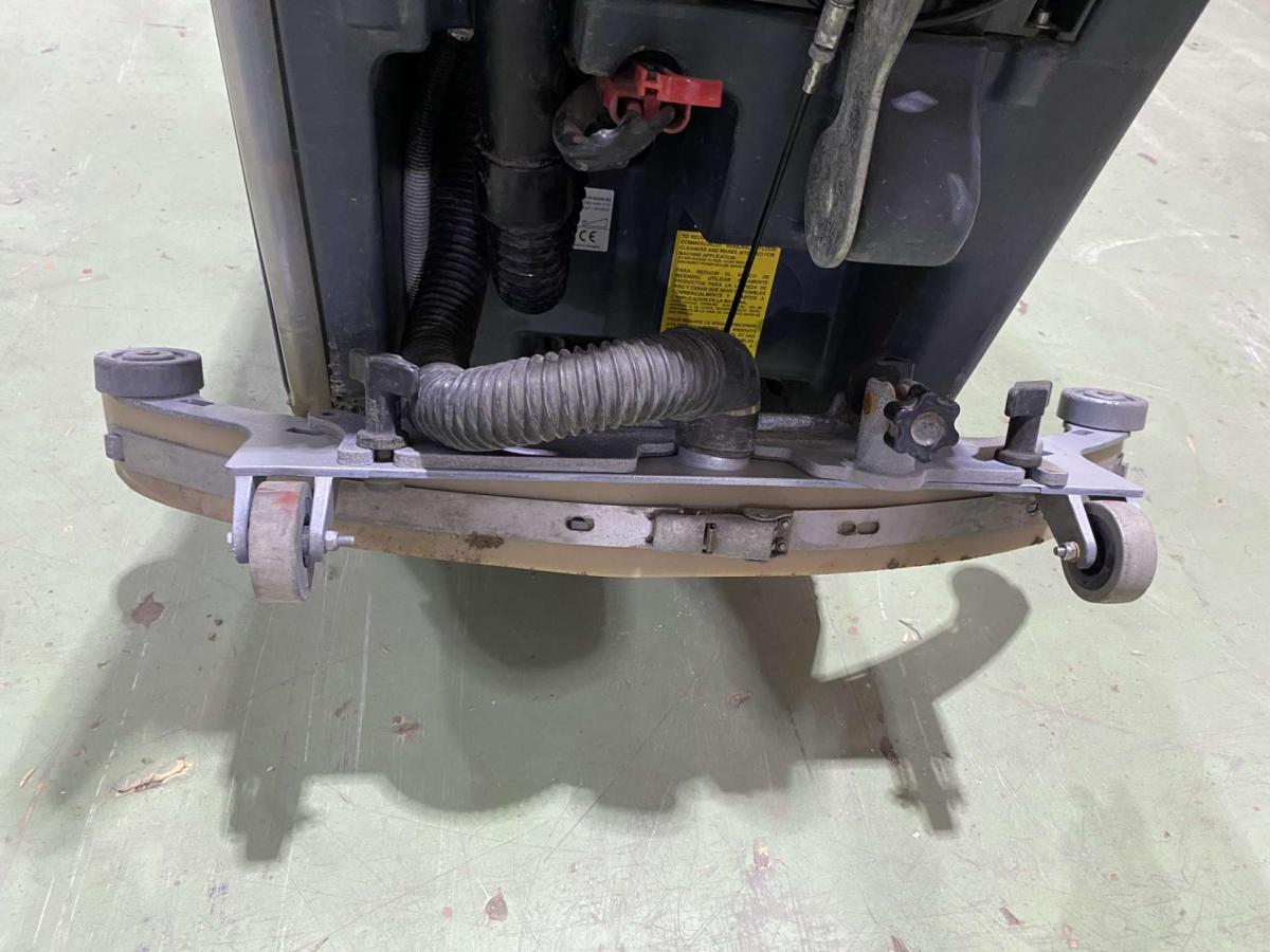 NILFISK SC450 53 B padlótisztító 50%-os akkumlátorral – termékfotó (20. kép)