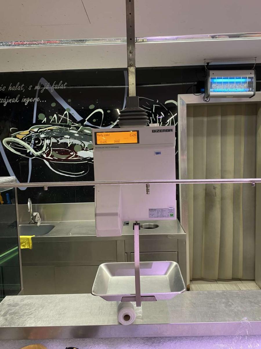 Bizerba  SC400 halas mérleg – termékfotó elölnézet