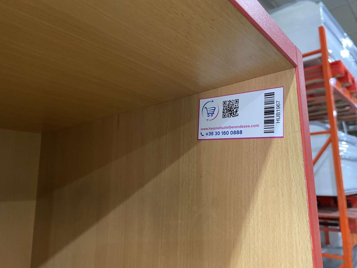 Tároló polc, egyedi, 5 sor polccal – termékfotó hátulról