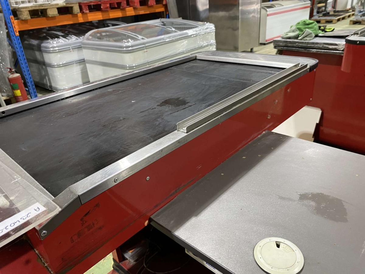 Kasszaasztal, Kolecki szimpla elpakolóval – termékfotó csomagolás