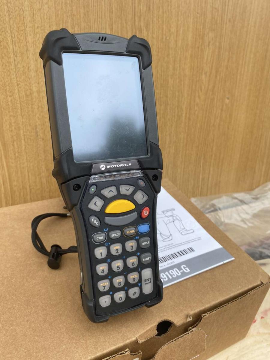 Motorola Symbol MC9190 kézi vonalkódolvasó, PDA – termékfotó bal oldalról