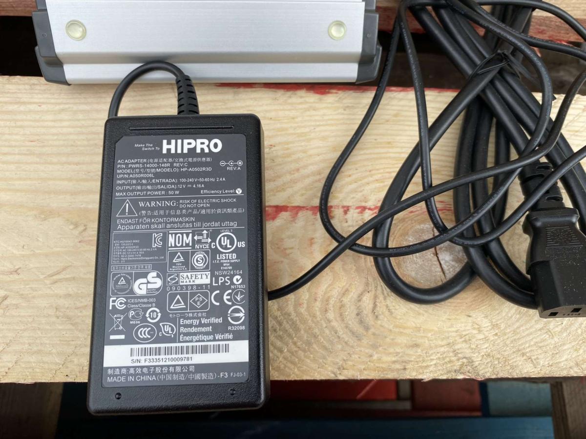 Motorola Symbol MC9190 töltő CRD9000-10012SR – termékfotó bal oldalról