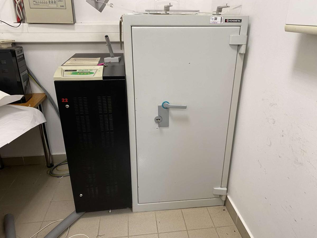 Páncélszekrény Konsmetal SGP140/II-K – termékfotó elölnézet