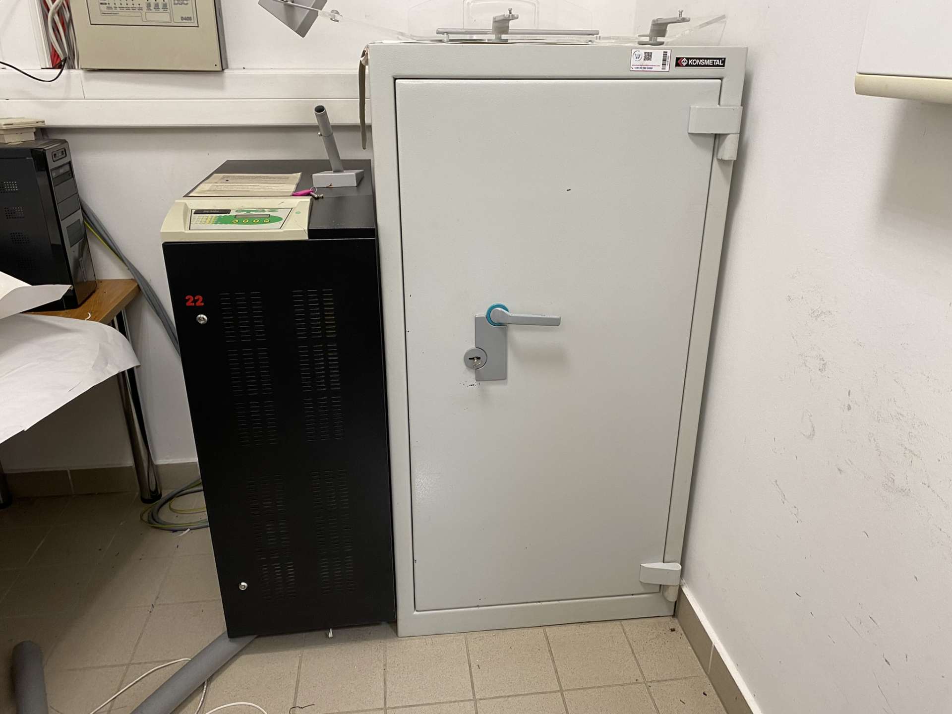 Páncélszekrény Konsmetal SGP140/II-K