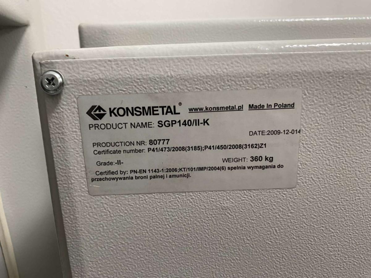 Páncélszekrény Konsmetal SGP140/II-K – termékfotó alulnézet