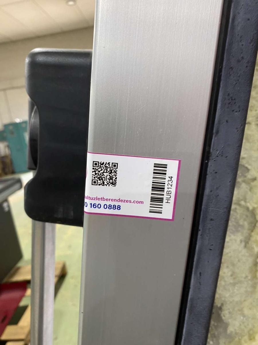 Húzó kamraajtó MIV gyártmány 200*240 – termékfotó hátulról