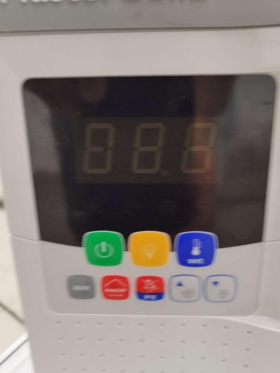 Kamravezérlés, Carel - Mastercella – termékfotó jobb oldalról