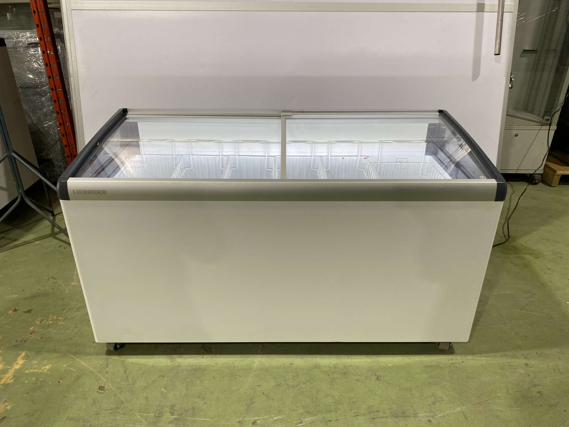 LIEBHERR EFI 4453 Fagyasztó láda - 426 liter