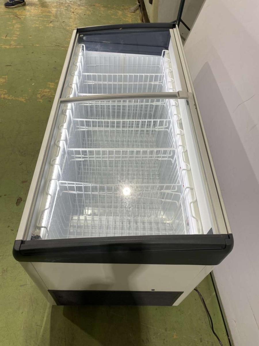 LIEBHERR EFI 4453 Fagyasztó láda - 426 liter – termékfotó felülnézet