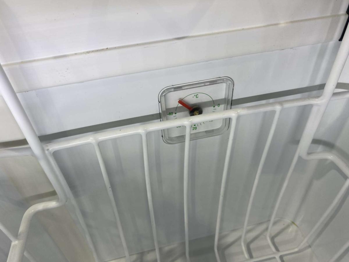 LIEBHERR EFI 4453 Fagyasztó láda - 426 liter – termékfotó csomagolás