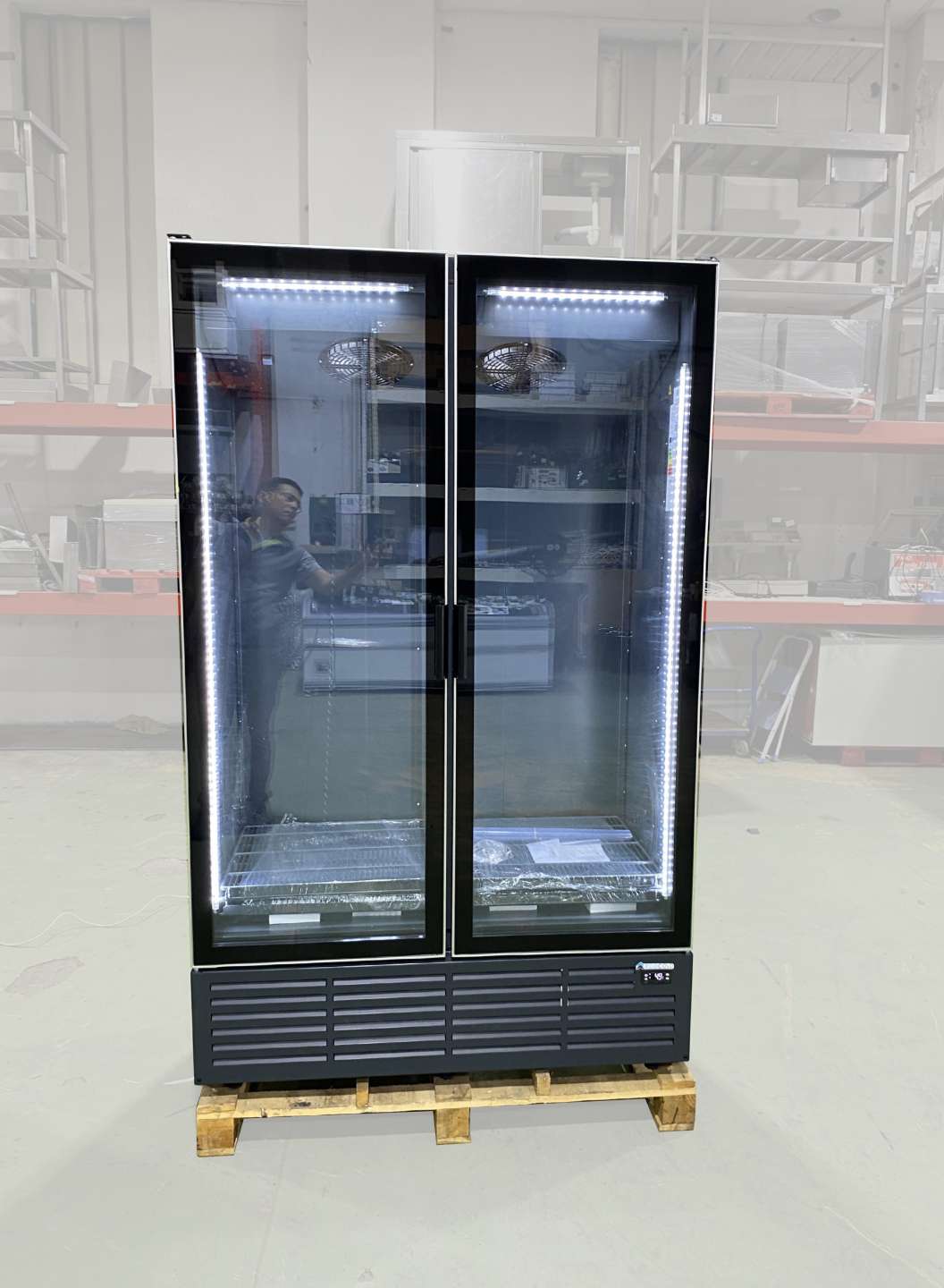 Új ECOCOLD KIWI 1270 2D beépített aggregátoros hűtő (+)