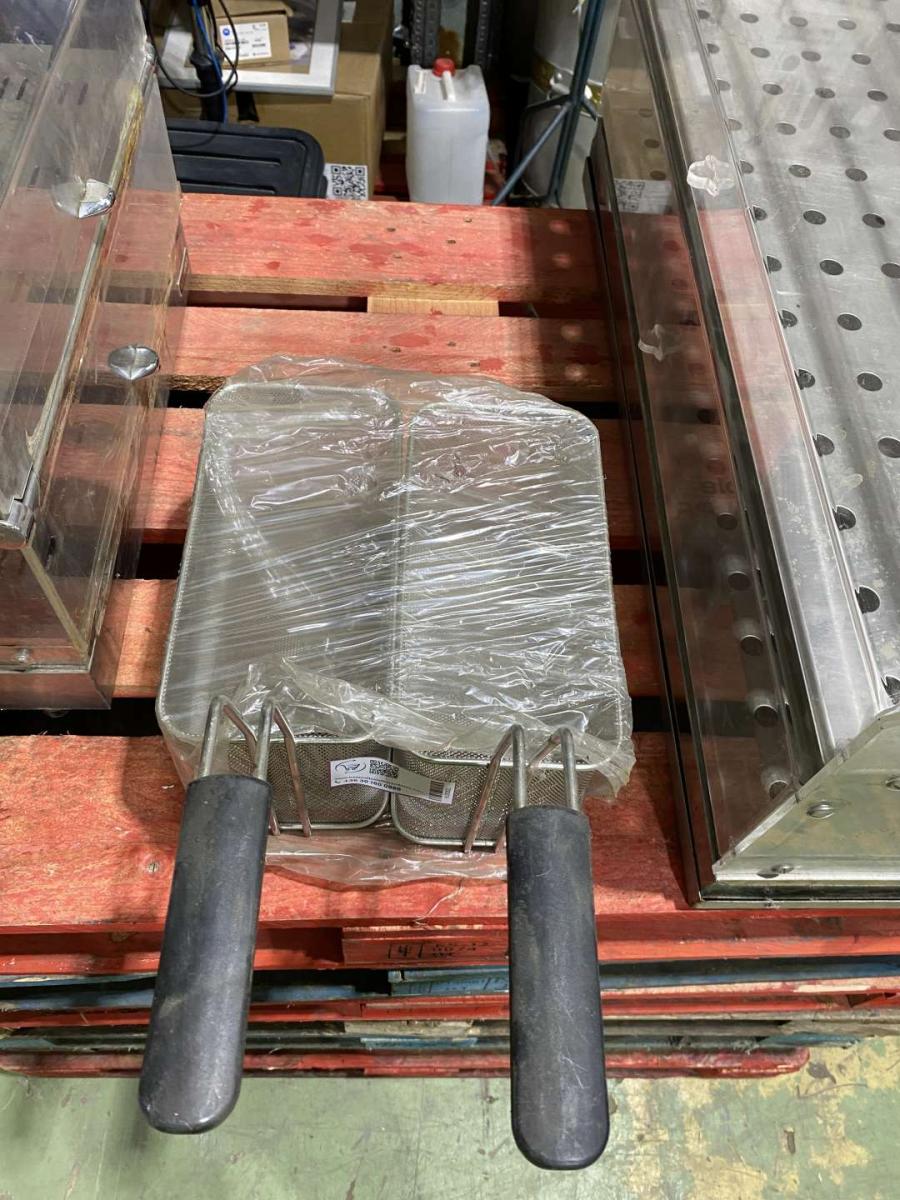 Fritőzkosár 13*28*15 ÚJ! – termékfotó jobb oldalról