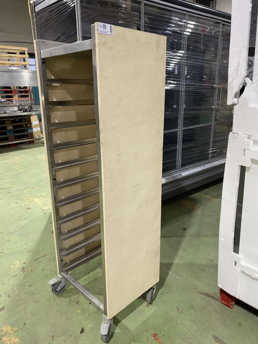 Rozsdamentes tálcaleszedő kocsi – termékfotó részlet