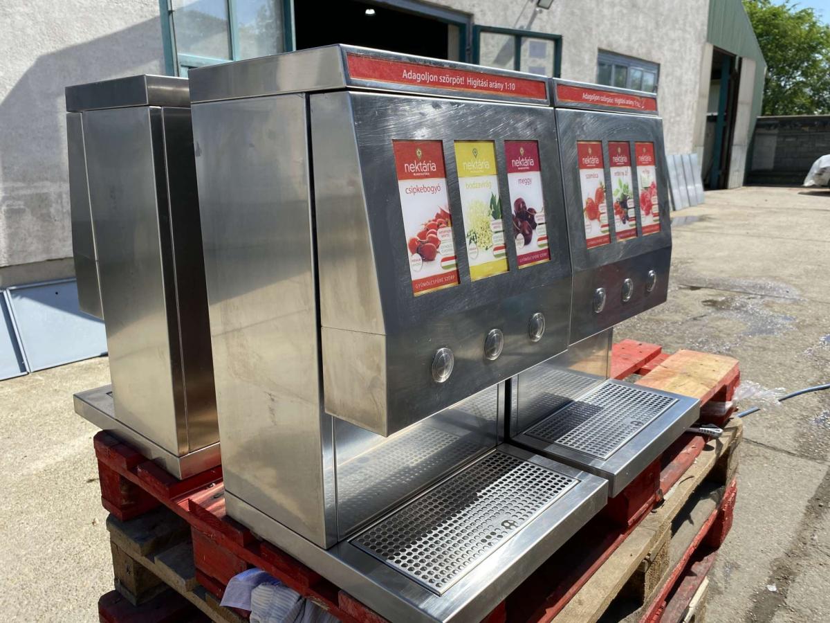 Szörpadagoló berendezés bag in box – termékfotó hátulról