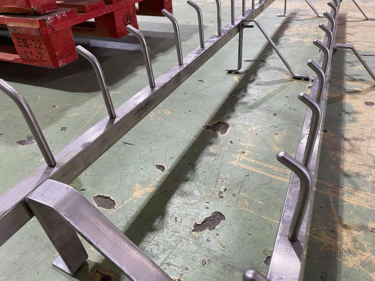 Horogsor kétszintes, rozsdamentes – termékfotó alulnézet