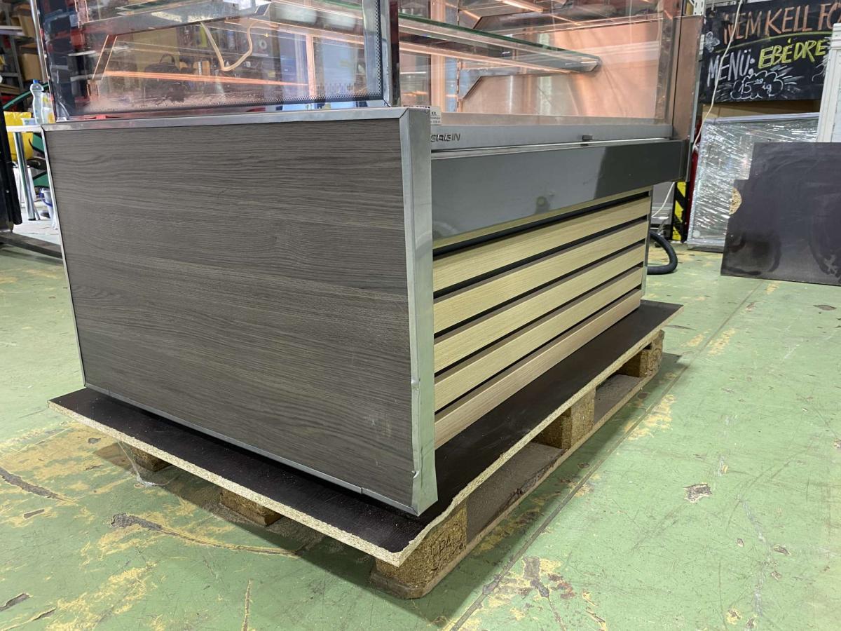 Hűtött vitrin beépített aggregáttal – termékfotó felülnézet