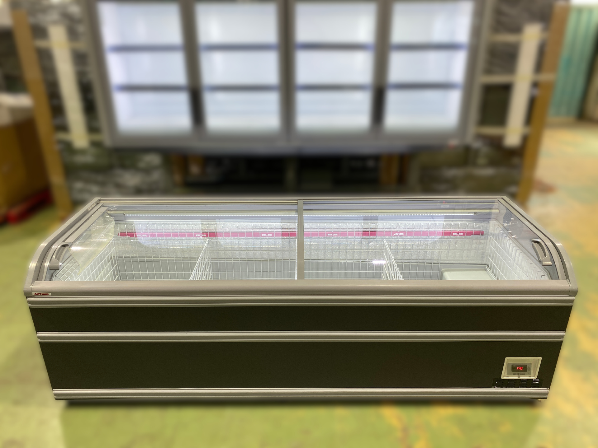 AHT MIAMI hűtőláda 210 Szürke