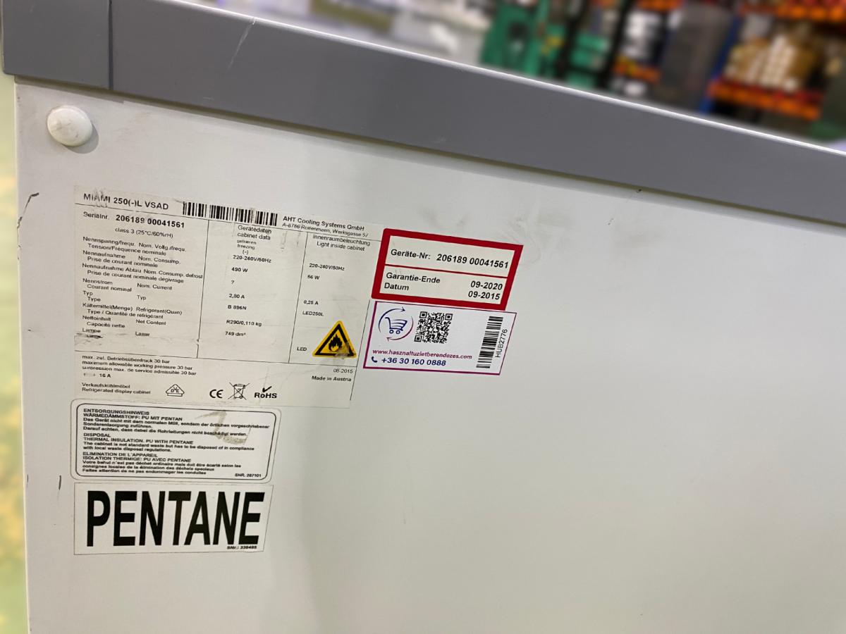 AHT MIAMI hűtőláda 250 fehér – termékfotó alulnézet