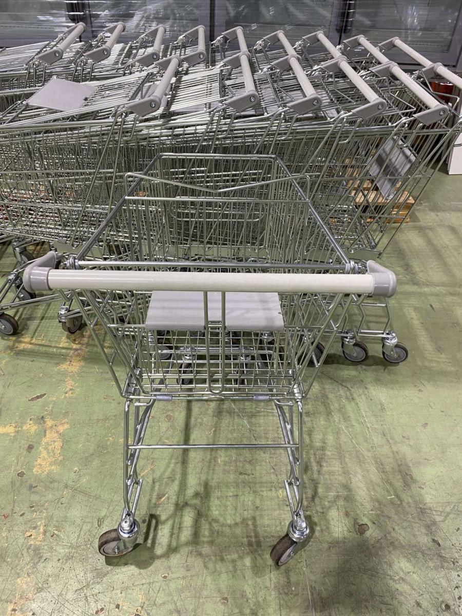 Felújított Marsanz bevásárlókocsi szürke műanyagokkal 100L – termékfotó bal oldalról