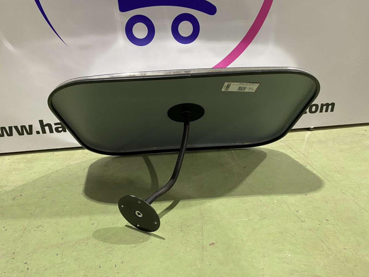 Szögletes detektívtükör, megfigyelőtükör, vevőfigyelőtükör – termékfotó jobb oldalról