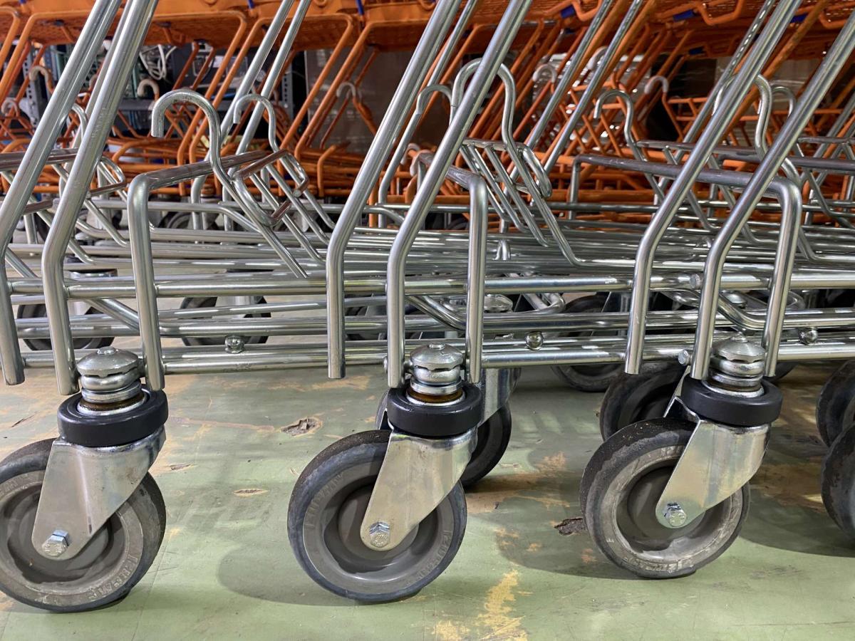 Felújított Wanzl D75RC bevásárlókocsi szürke műanyagokkal – termékfotó felülnézet