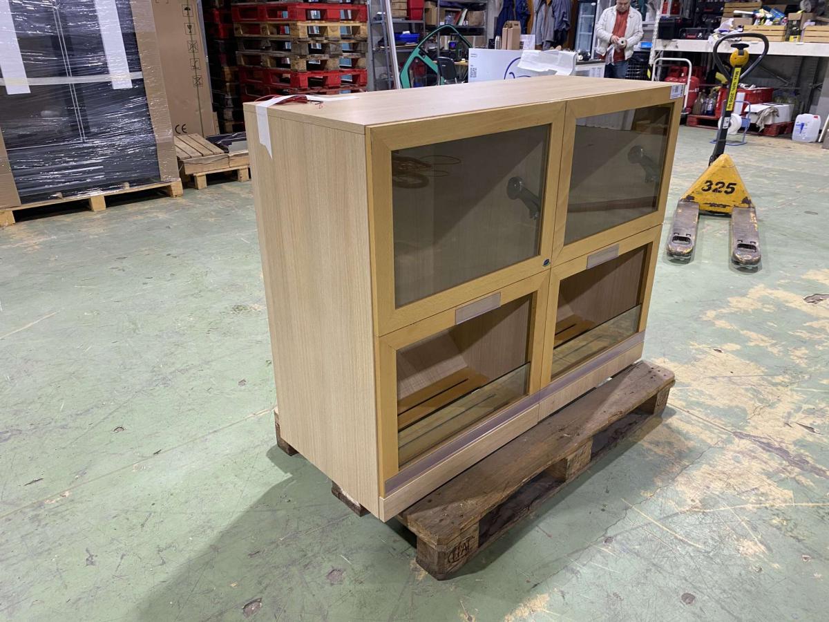 Kifli, zsemle felöntő, pékáruadagoló LED – termékfotó hátulról