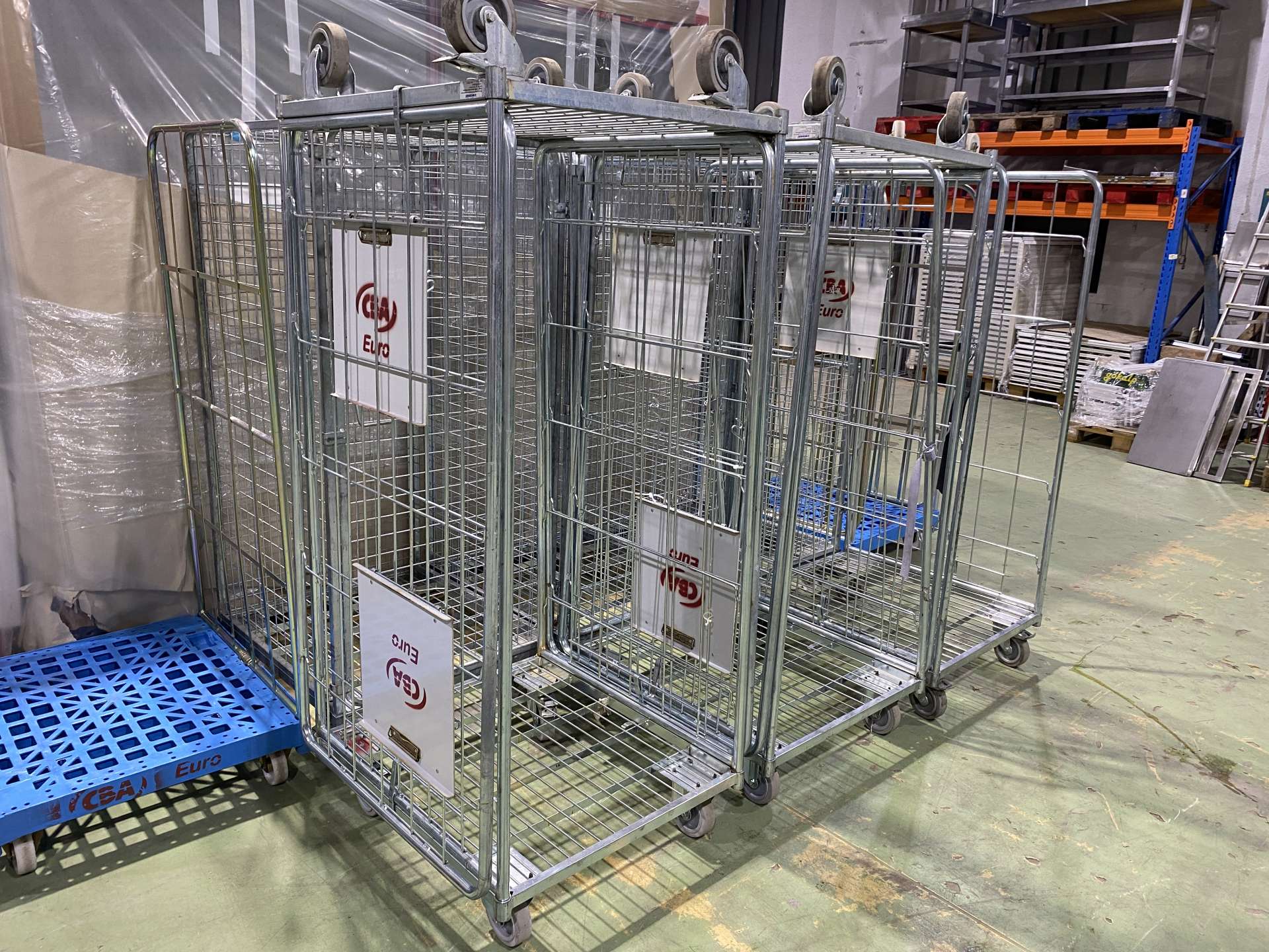 Wanzl kétoldalról nyitott rollikocsi, rollkonténer