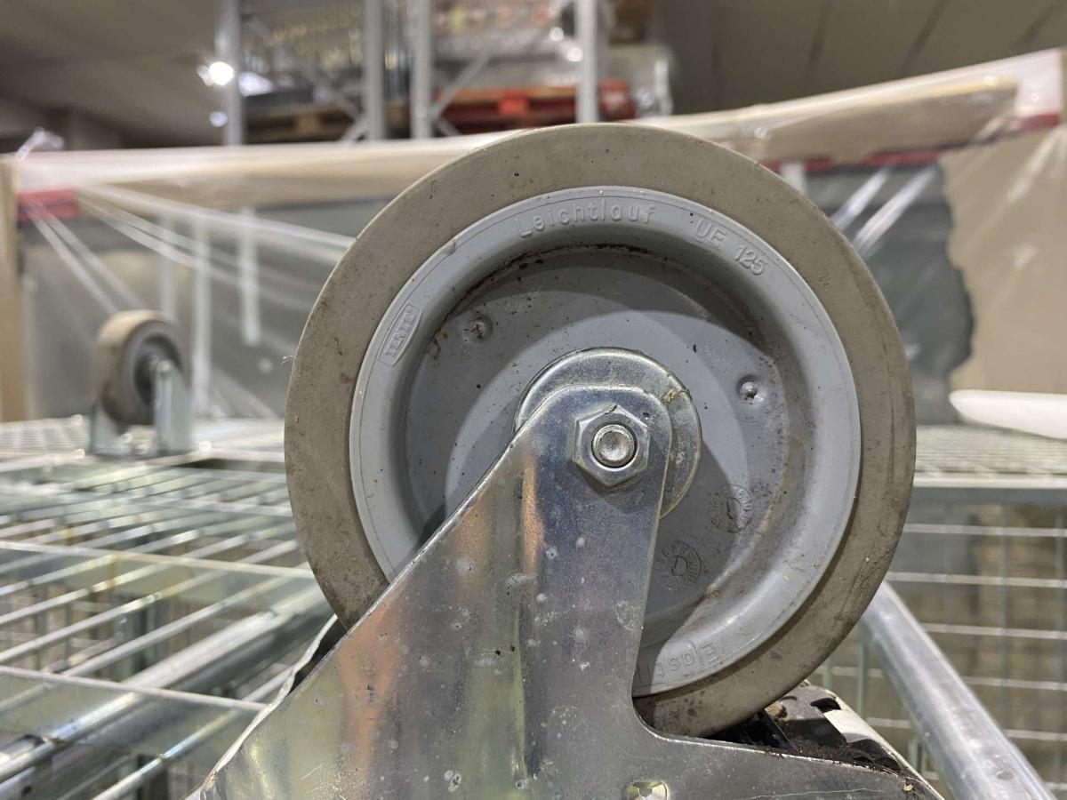 Wanzl kétoldalról nyitott rollikocsi, rollkonténer – termékfotó 45° nézet