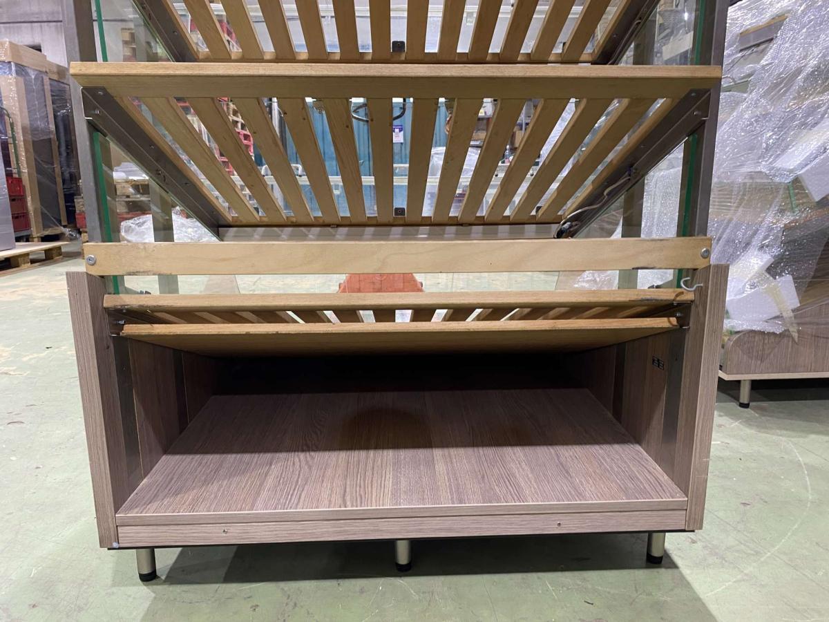 Pékárus állvány, önkiszolgáló, leheletvédős 105*93,5*180 – termékfotó alulnézet