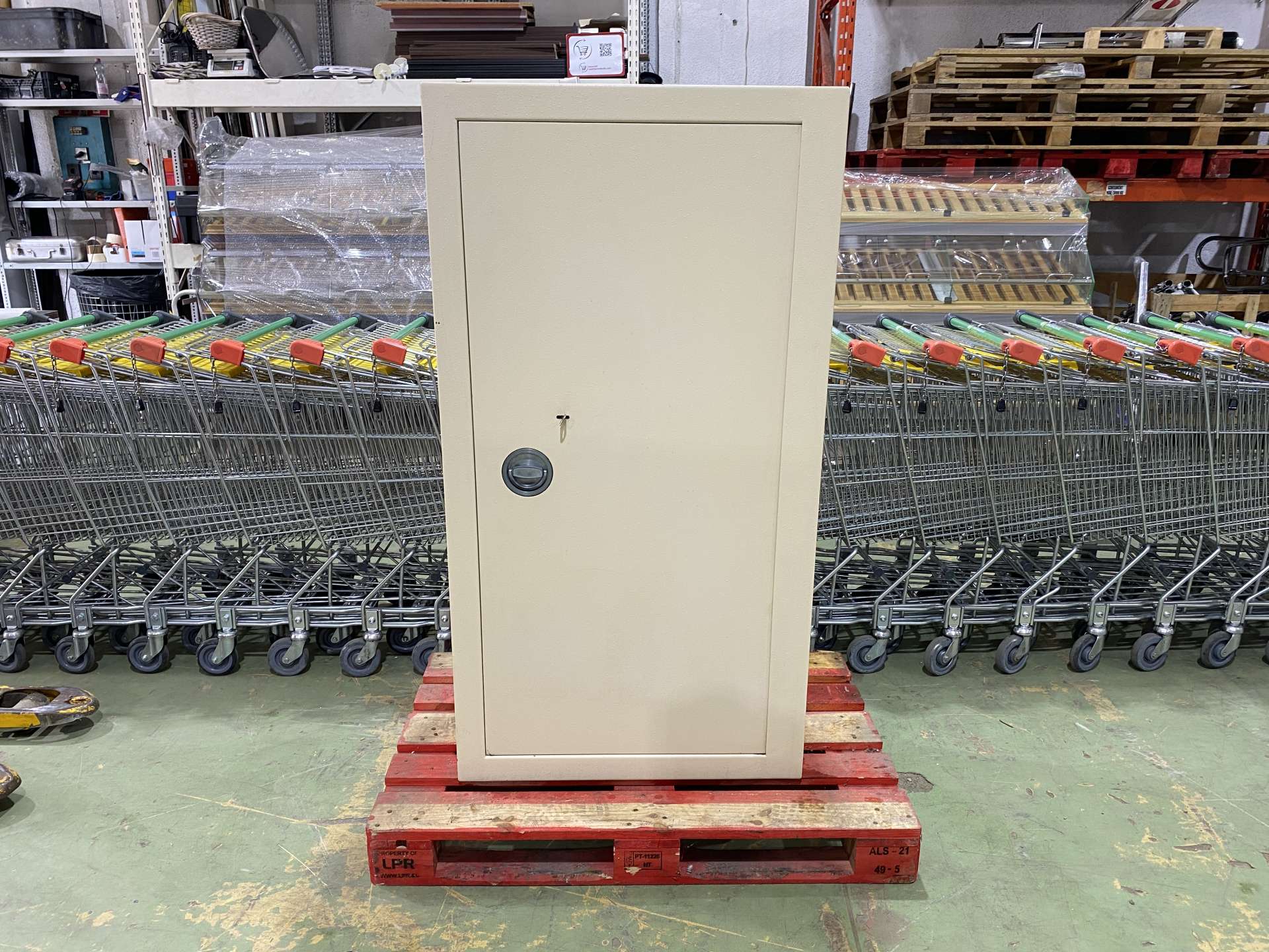 BOVAS biztonsági irat,- és értéktároló szekrény