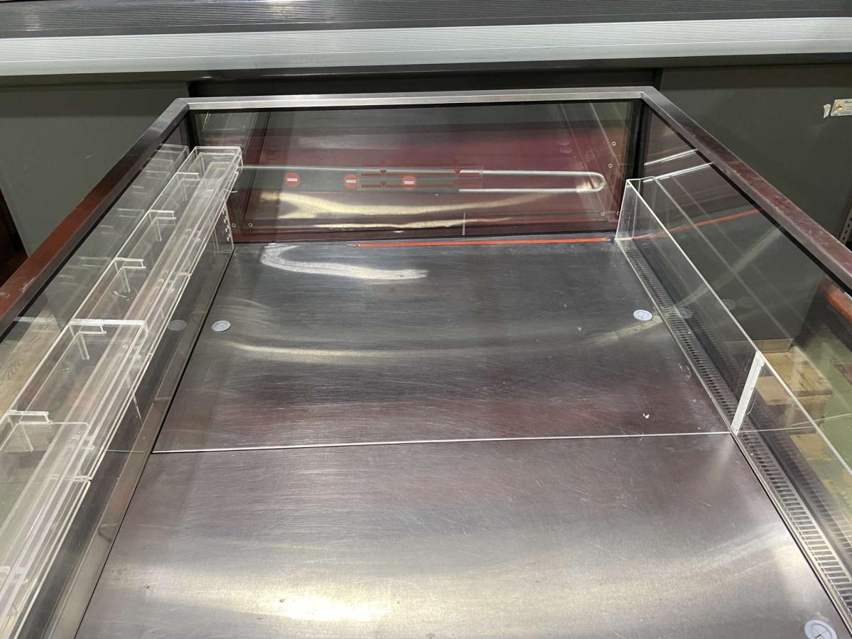 MODERN EXPO Promóciós hűtősziget 138*106 (120*80) – termékfotó részlet