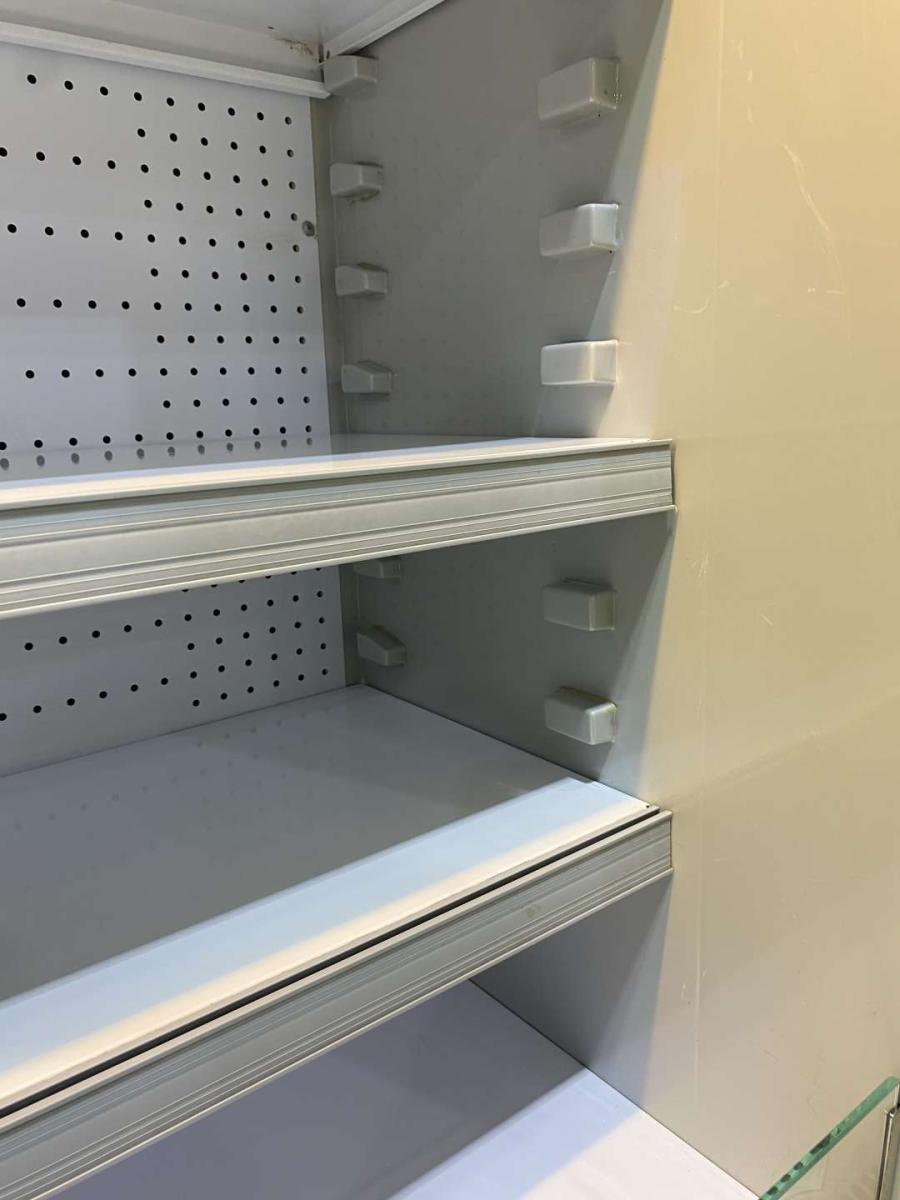 Oscartielle Venere falihűtő 195 – termékfotó bal oldalról