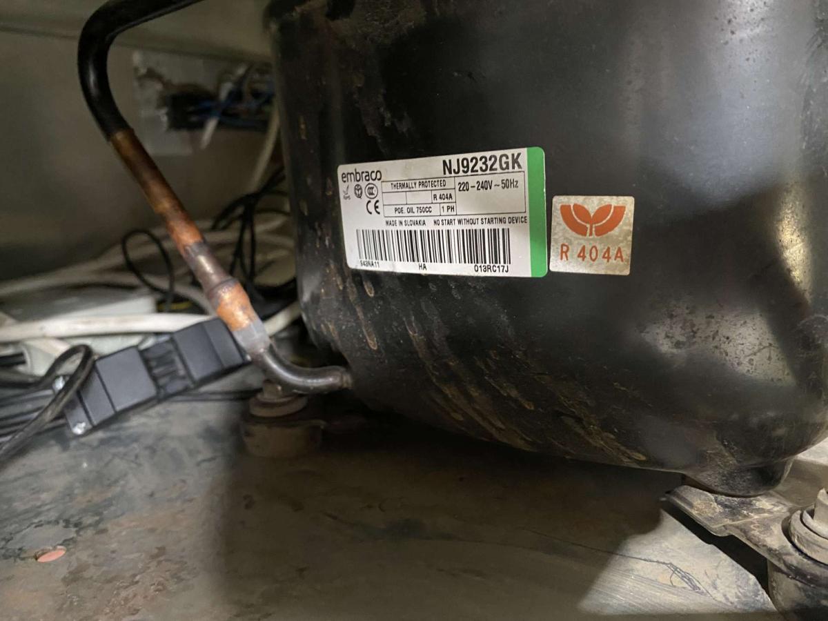 Oscartielle Venere falihűtő 195 – termékfotó részlet