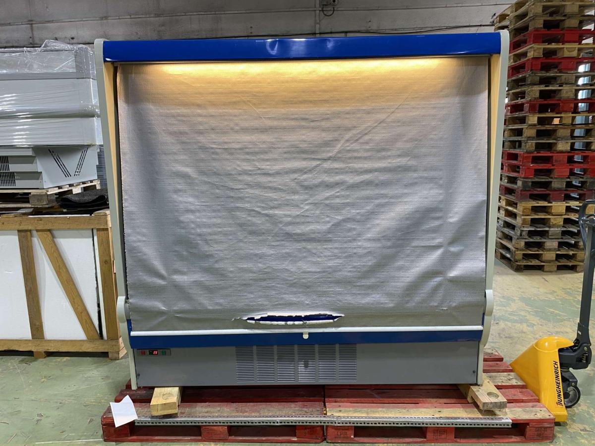 Oscartielle Venere falihűtő 195 – termékfotó használat közben