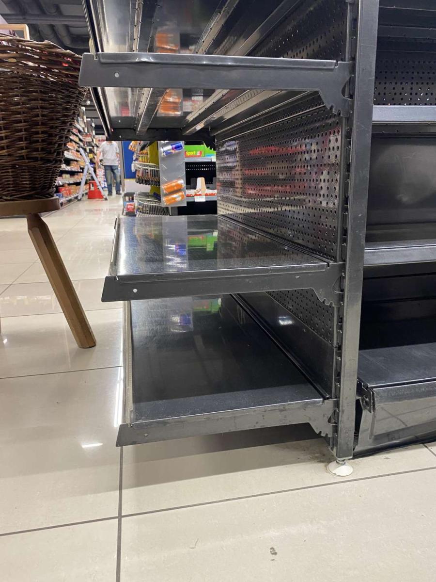 Kasszagondola, kasszaregál, kasszapolc – termékfotó bal oldalról