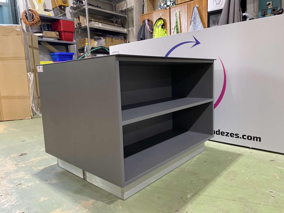 Elpakoló pult, szerkény tárolóval – termékfotó felülnézet