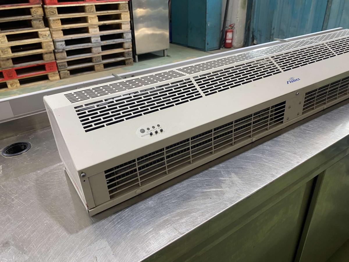 Fisher FPACE-12-HX légfüggöny elektromos fűtéssel (8kW, 1,2m) – termékfotó hátulról