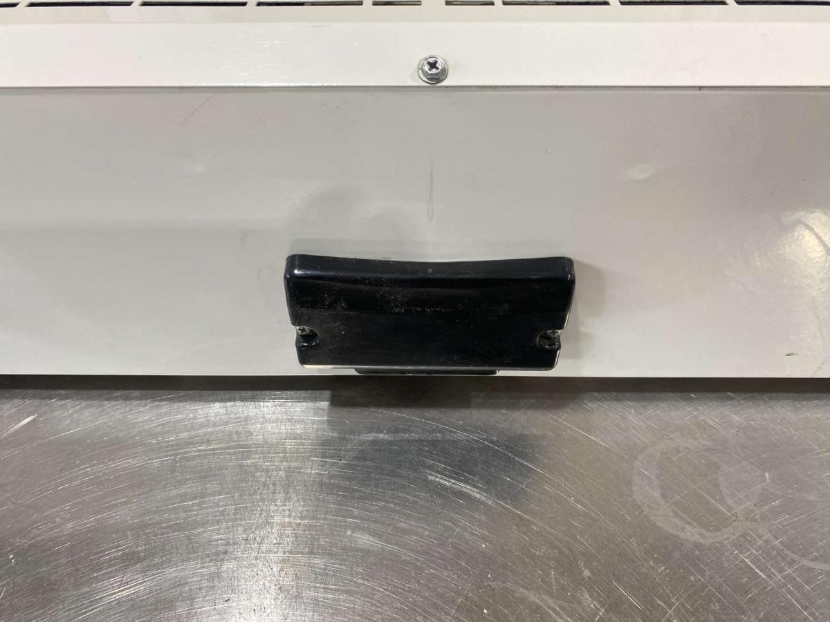 Fisher FPACE-12-HX légfüggöny elektromos fűtéssel (8kW, 1,2m) – termékfotó alulnézet