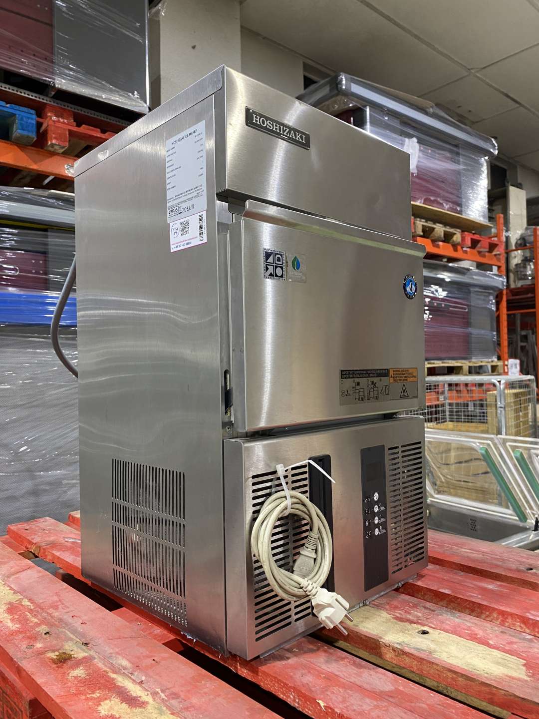 Jégkockakészítő, szájjég gép