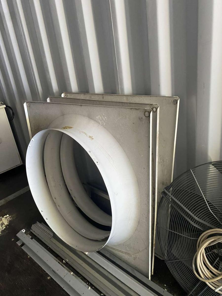 Kondenzátor / Ventilátor 800-as – termékfotó jobb oldalról