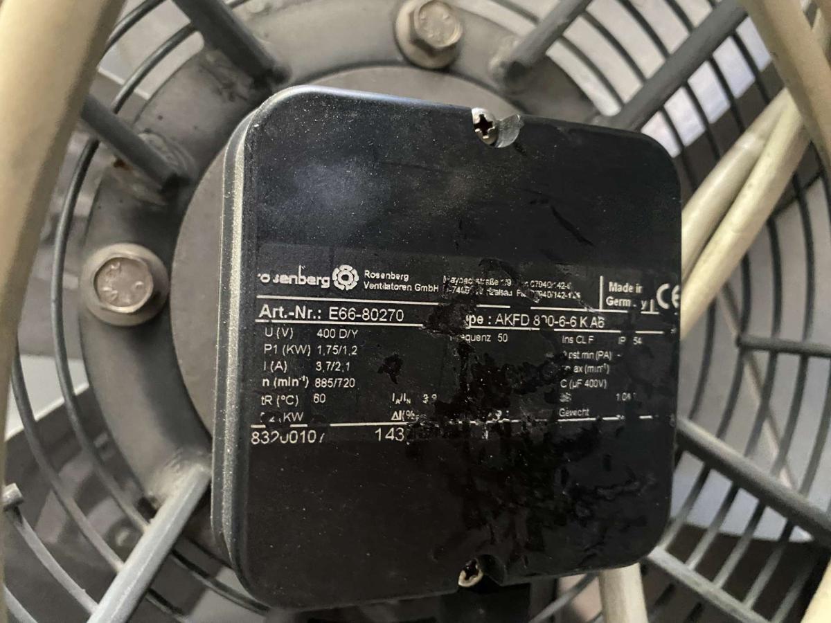 Kondenzátor / Ventilátor 800-as – termékfotó hátulról