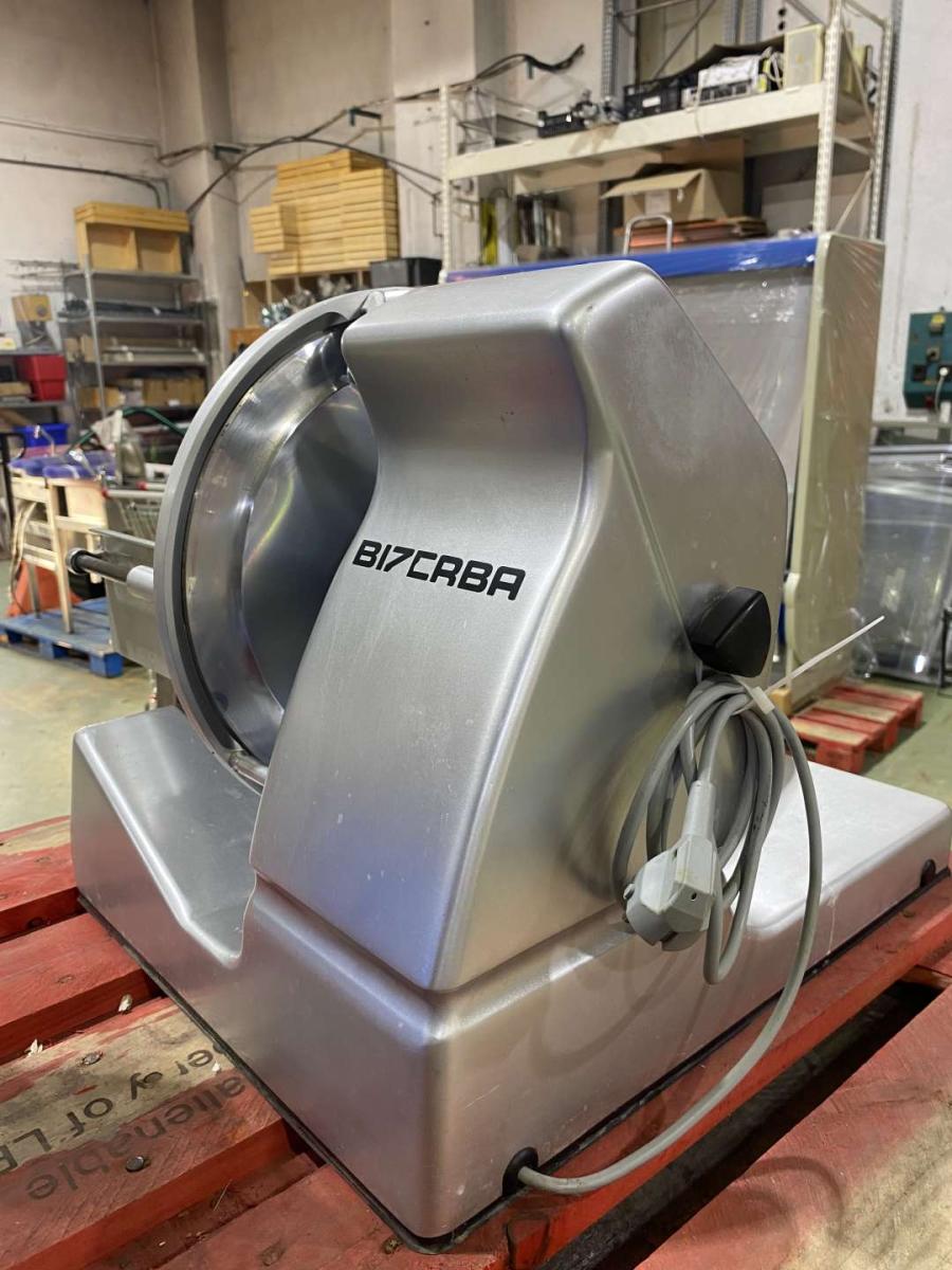 Bizerba VS 12_szeletelőgép – termékfotó hátulról