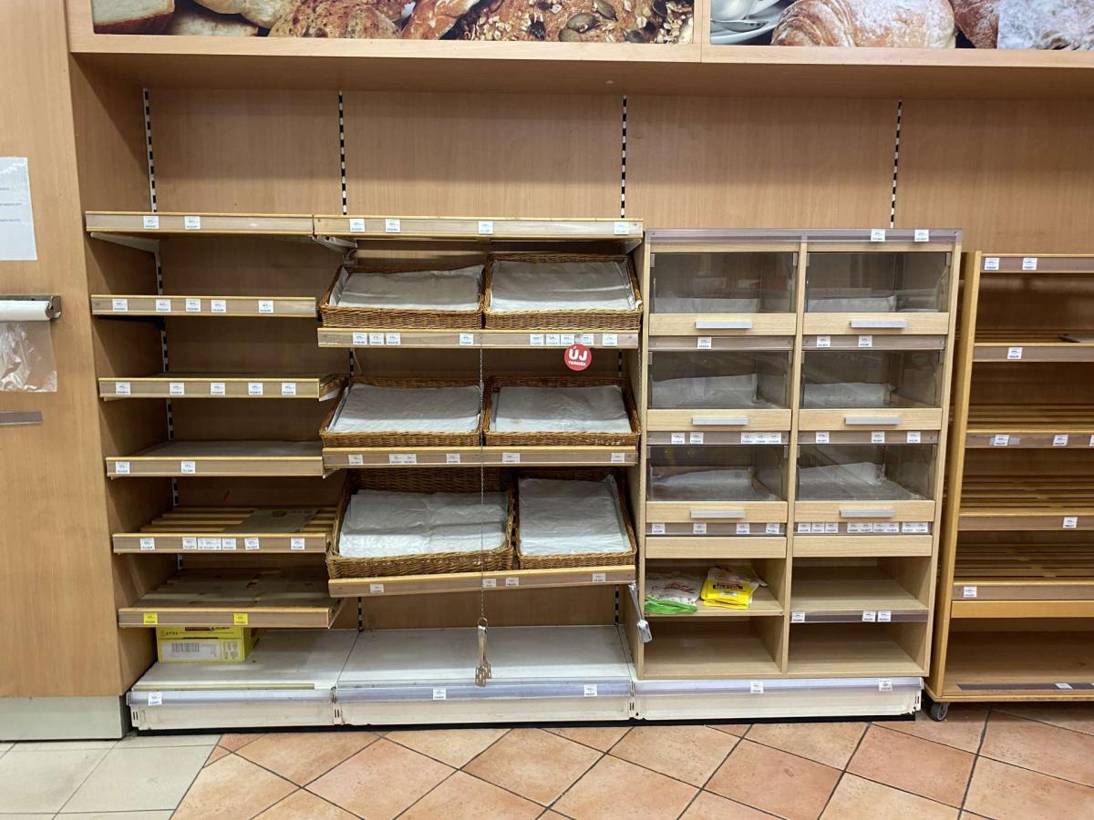 Kenyeres rácspolc, több méretben – termékfotó felülnézet