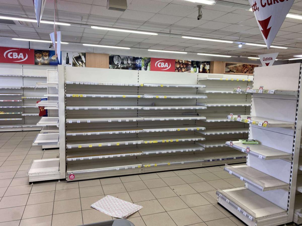 Tegometall faliregál, gondola – termékfotó jobb oldalról