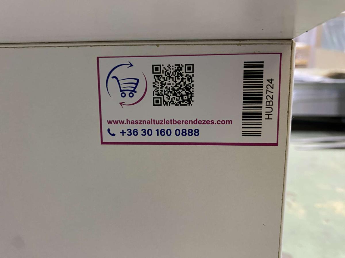 Ebonitlapos munkaasztal – termékfotó alulnézet